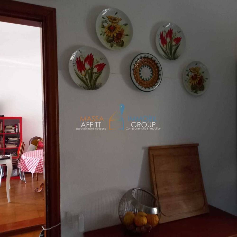 casa indipendente in affitto a Massa in zona Marina di Massa