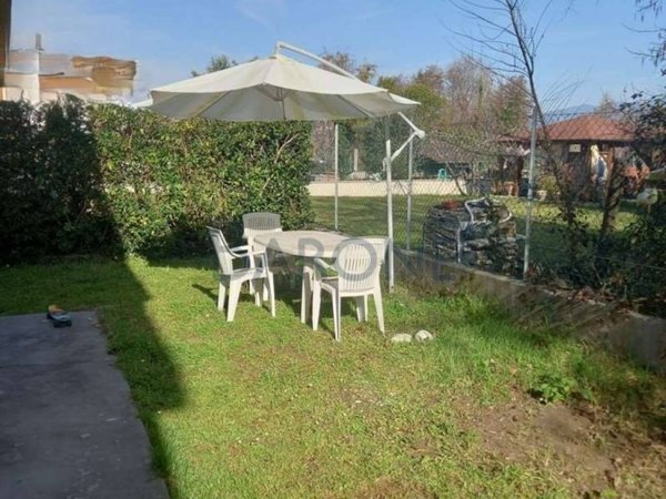appartamento in affitto a Massa in zona Marina di Massa