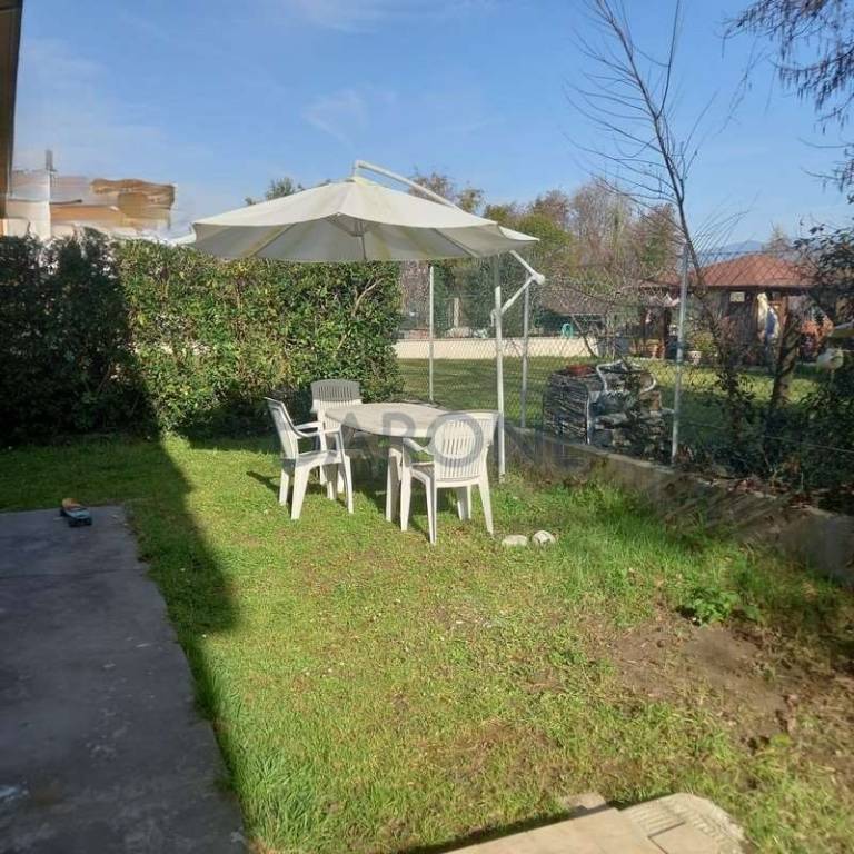 appartamento in affitto a Massa in zona Marina di Massa