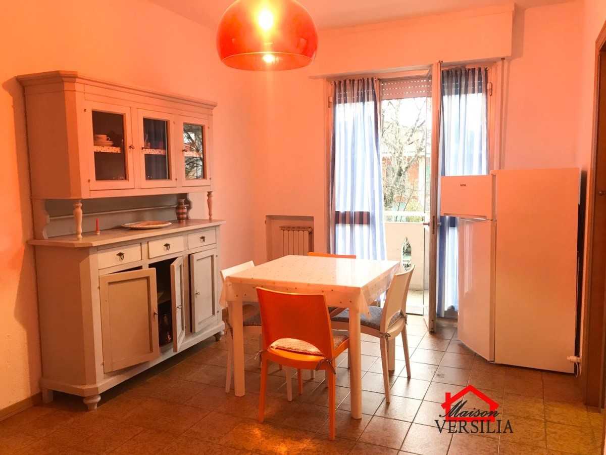 appartamento in affitto a Massa in zona Marina di Massa