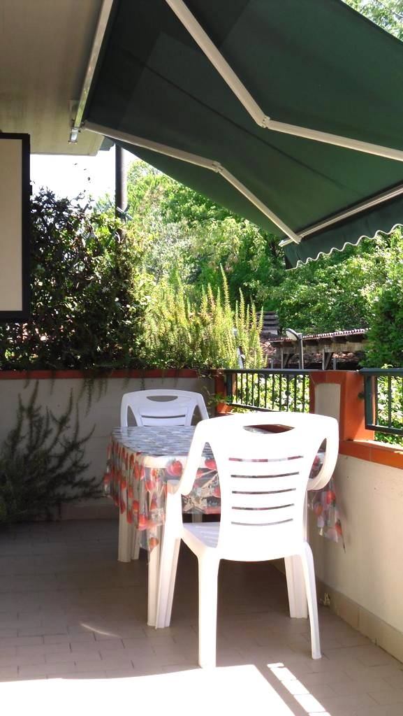 casa indipendente in affitto a Massa in zona Marina di Massa