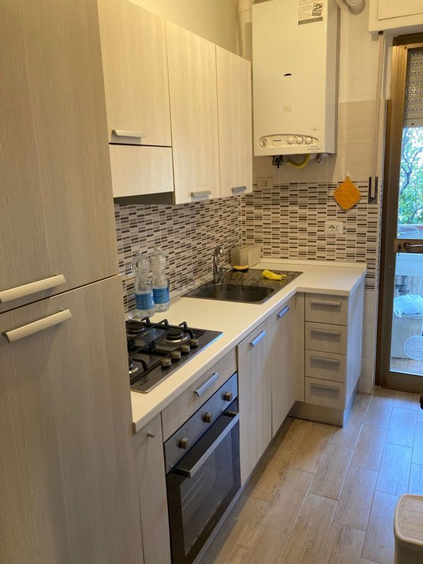 appartamento in affitto a Massa in zona Marina dei Ronchi