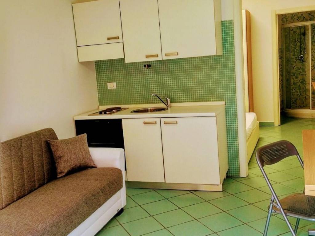 appartamento in affitto a Massa in zona Marina di Massa