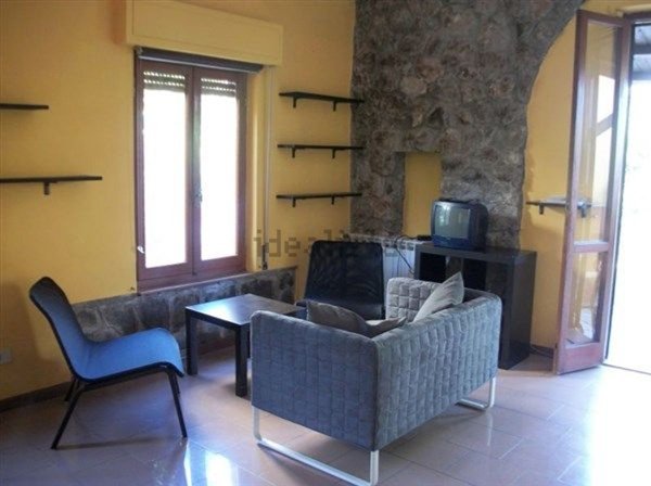 appartamento in affitto a Massa in zona Marina di Massa