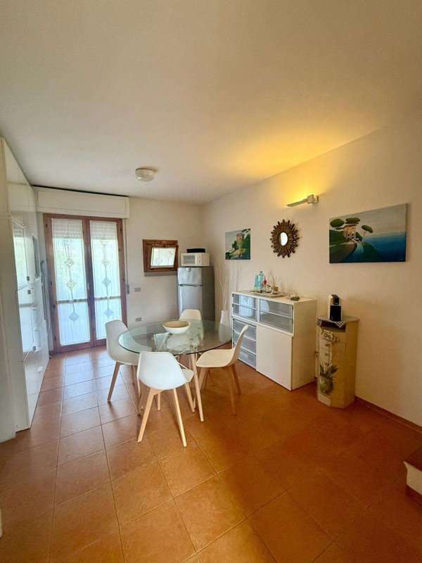 casa indipendente in affitto a Massa