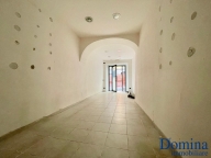 negozio in affitto a Massa in zona Centro Storico