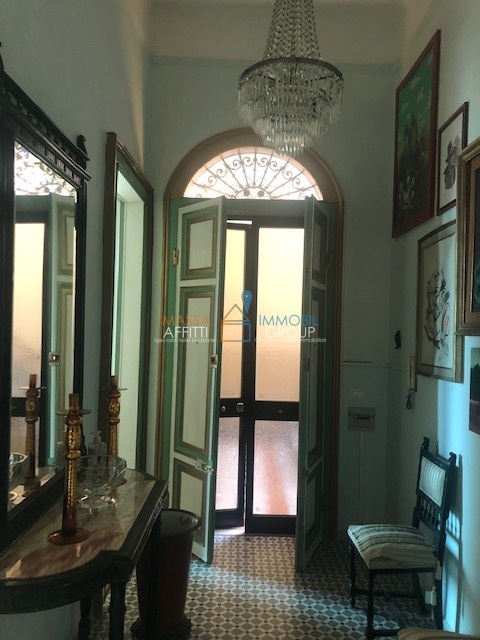 appartamento in affitto a Massa in zona Centro Storico