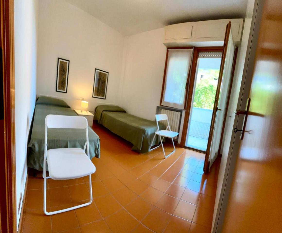 appartamento in affitto a Massa in zona Marina di Massa
