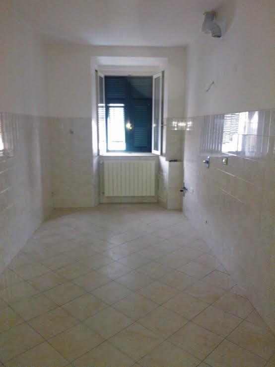 appartamento in affitto a Massa