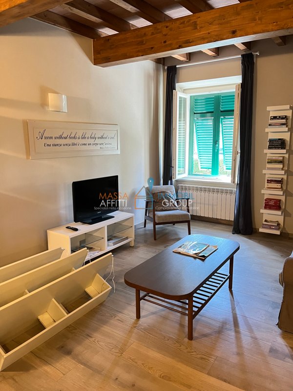 appartamento in affitto a Massa