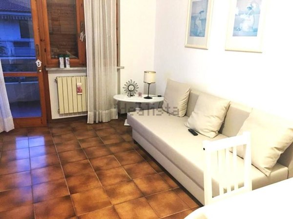 appartamento in affitto a Massa in zona Marina di Massa