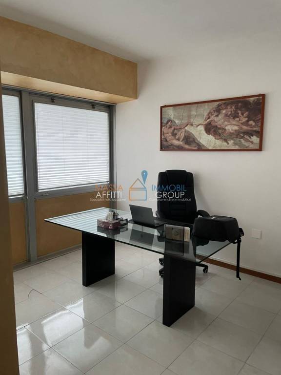 ufficio in affitto a Massa in zona Centro Storico