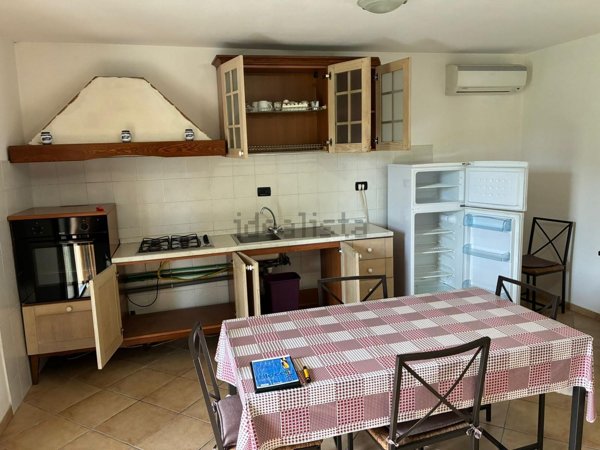 appartamento in affitto a Massa in zona Marina di Massa