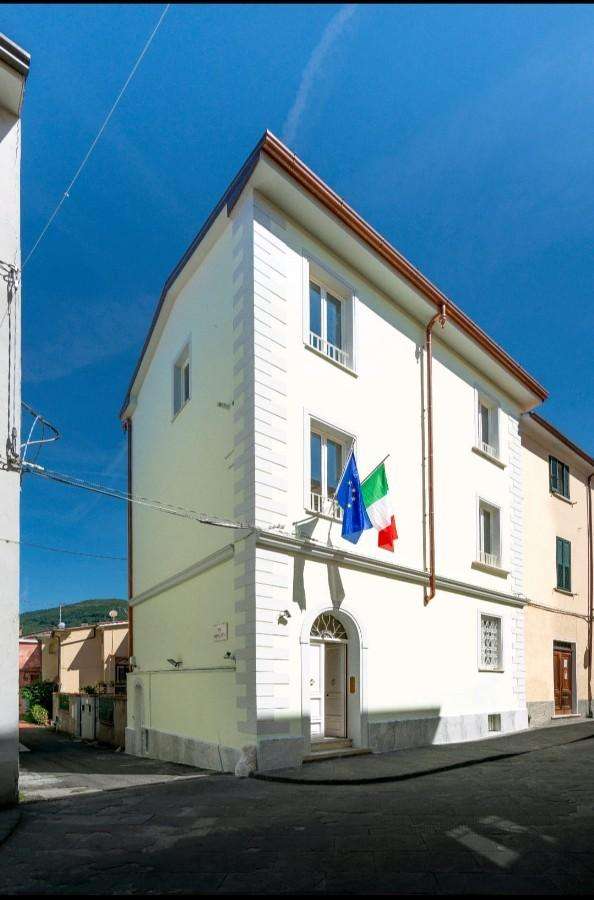ufficio in affitto a Massa