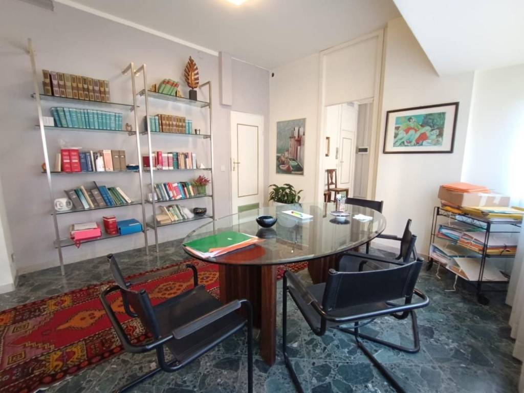 ufficio in affitto a Massa in zona Centro Storico