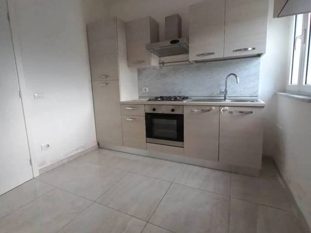 casa indipendente in affitto a Massa in zona Romagnano