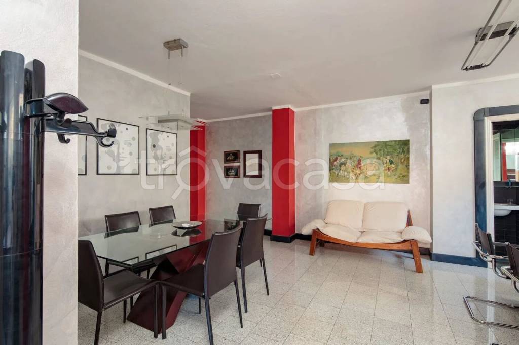 ufficio in affitto a Massa in zona Centro Storico