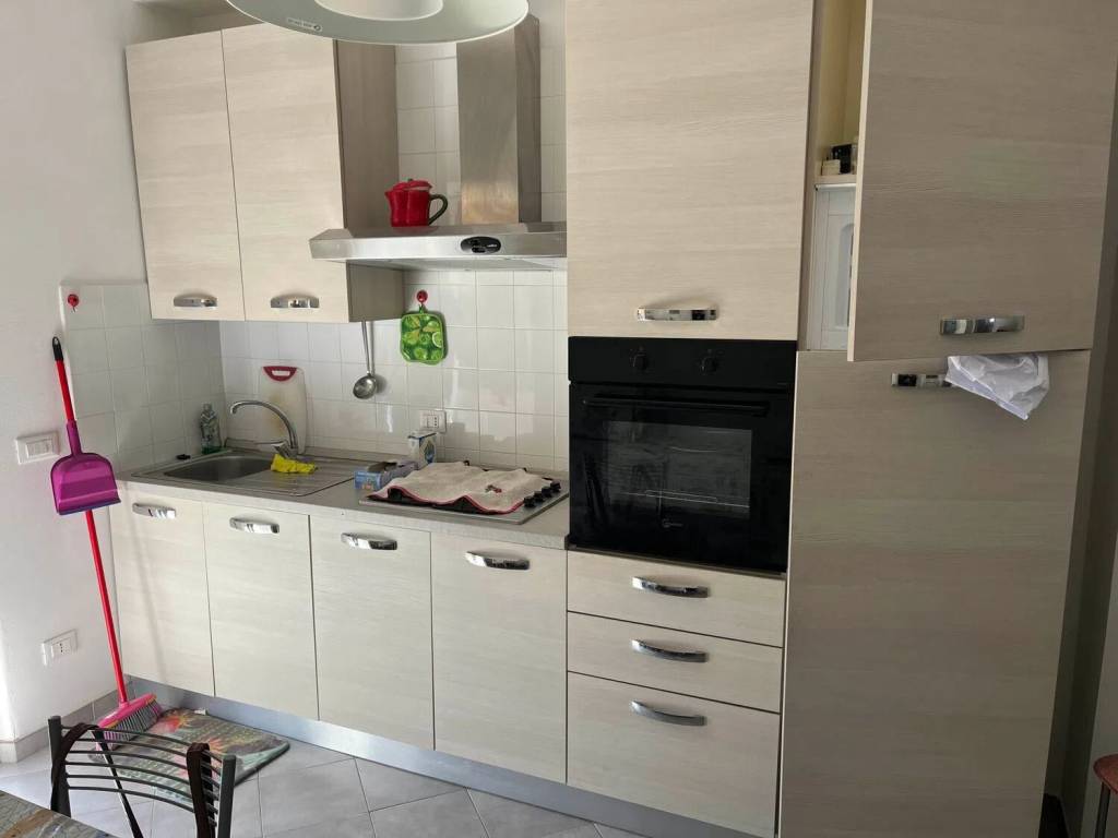 appartamento in affitto a Massa in zona Marina di Massa