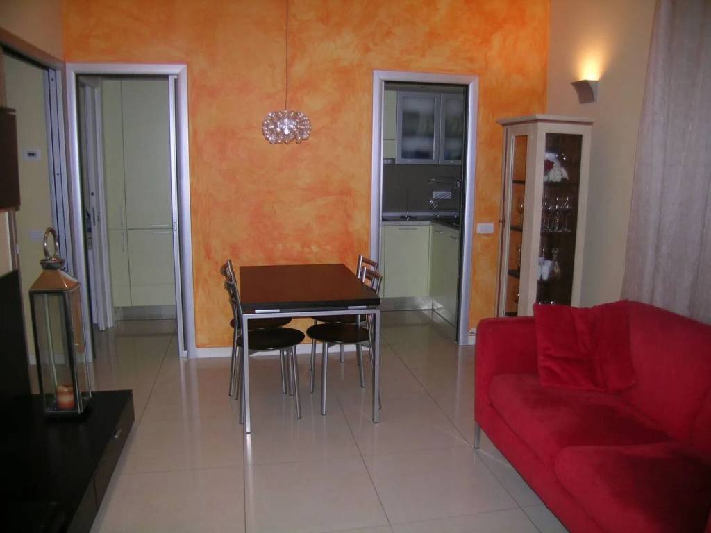 appartamento in affitto a Massa in zona Marina dei Ronchi