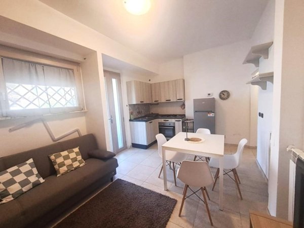 appartamento in affitto a Massa in zona Marina di Massa