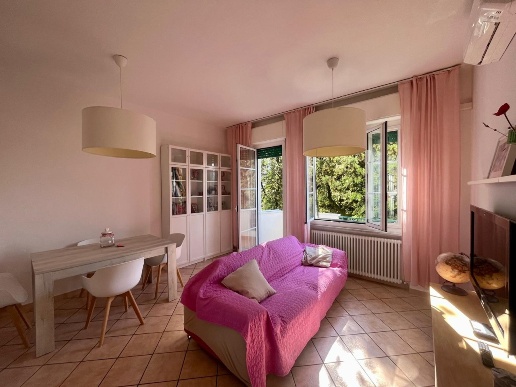 appartamento in affitto a Massa in zona Marina di Massa