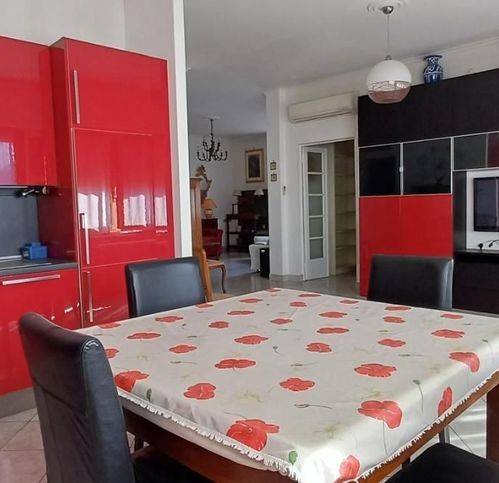 appartamento in affitto a Massa