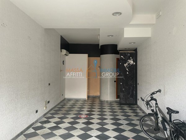 locale commerciale in affitto a Massa in zona Centro Storico