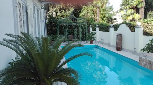 appartamento in affitto a Massa in zona Marina di Massa