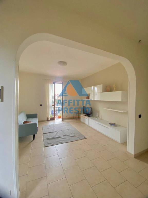 appartamento in affitto a Massa in zona Marina di Massa