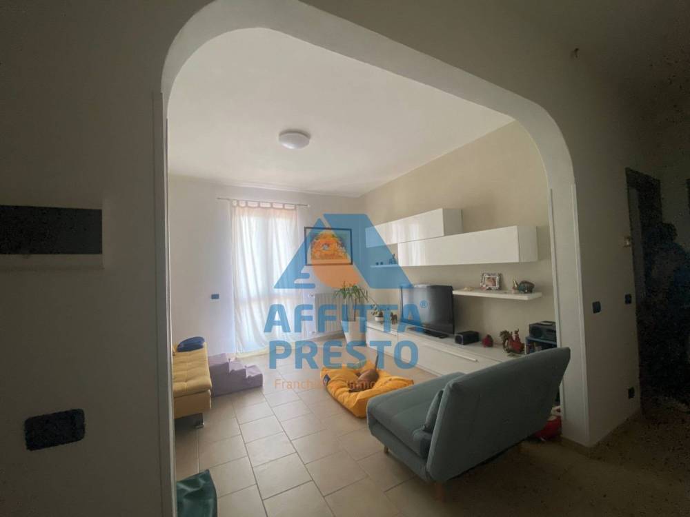 appartamento in affitto a Massa in zona Marina di Massa