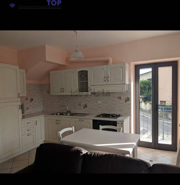 appartamento in affitto a Massa