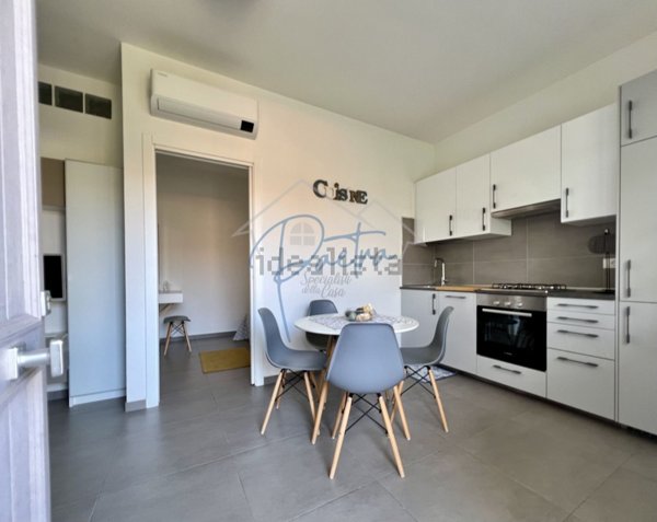 appartamento in affitto a Massa in zona Marina di Massa