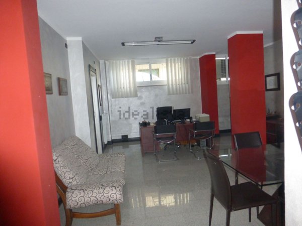 ufficio in affitto a Massa