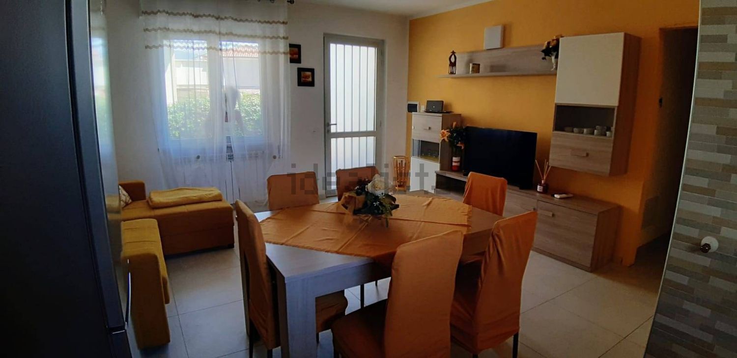 appartamento in affitto a Massa in zona Marina di Massa