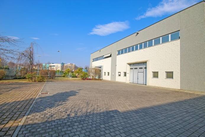 locale commerciale in affitto a Massa in zona Castagnola