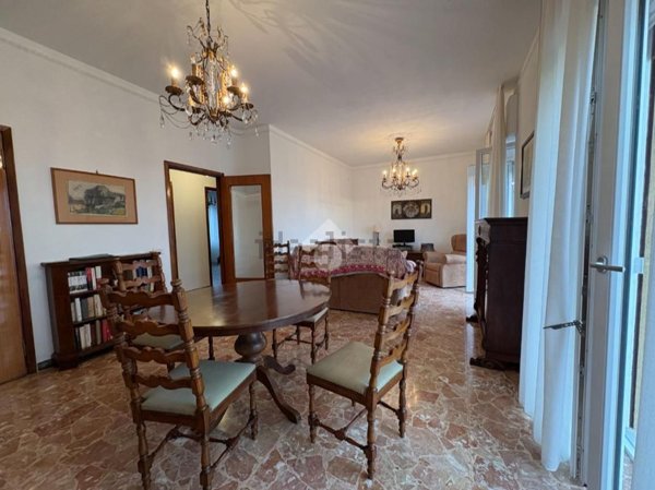 appartamento in affitto a Massa in zona Centro Storico