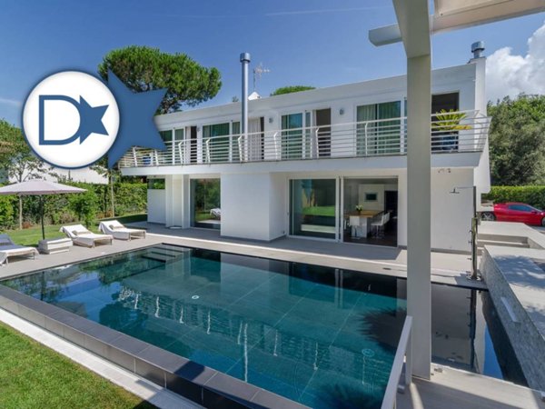 casa indipendente in affitto a Massa in zona Marina di Massa