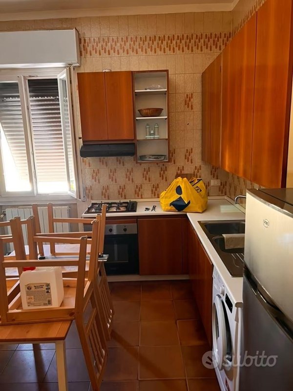 appartamento in affitto a Massa in zona Marina di Massa