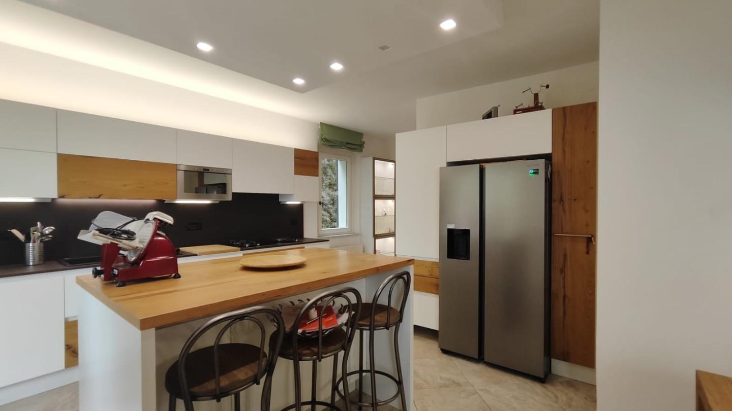 appartamento in affitto a Massa