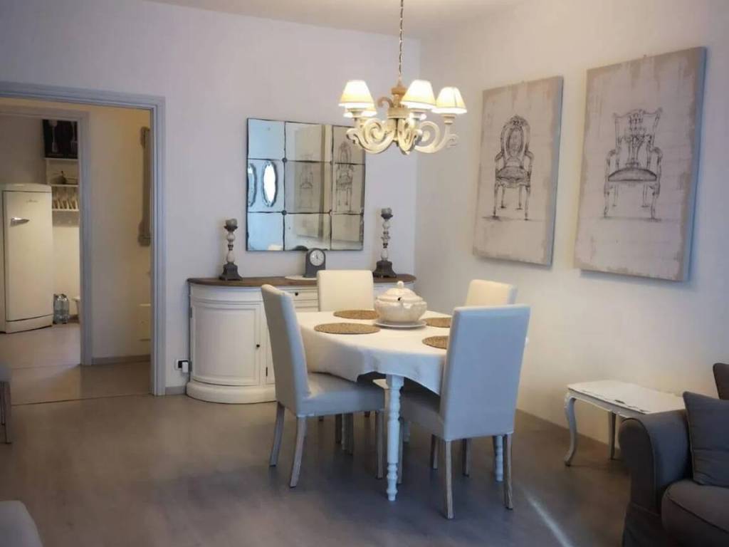 appartamento in affitto a Massa in zona Marina di Massa