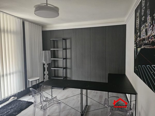 ufficio in affitto a Massa in zona Marina di Massa