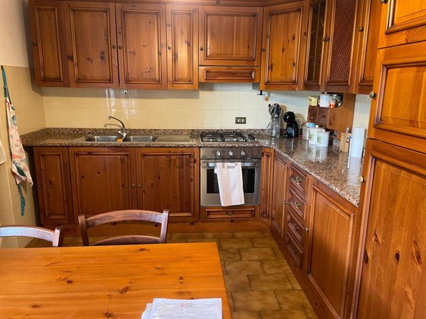 casa indipendente in affitto a Massa