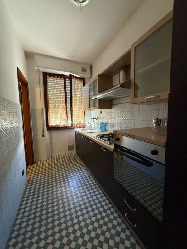 appartamento in affitto a Massa in zona Marina di Massa