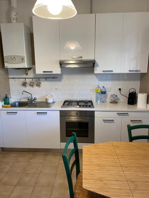 casa indipendente in affitto a Massa in zona Marina di Massa