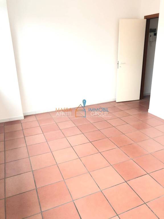 appartamento in affitto a Massa