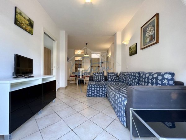 appartamento in affitto a Massa in zona Marina dei Ronchi