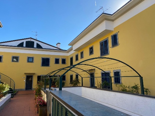 appartamento in affitto a Massa in zona Marina di Massa