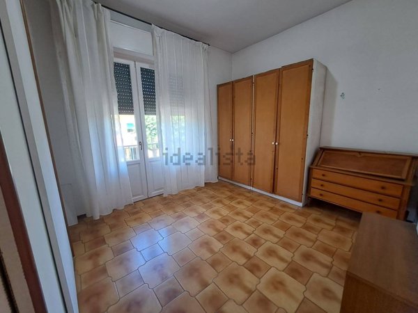 appartamento in affitto a Massa in zona Marina di Massa