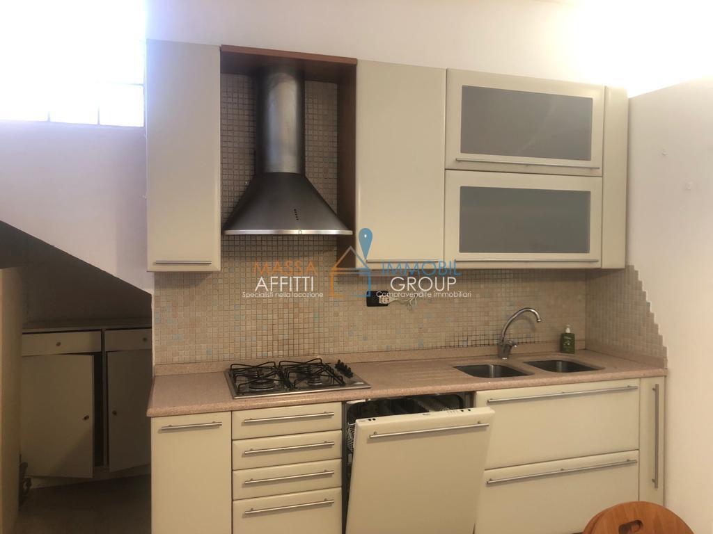 appartamento in affitto a Massa in zona Quercioli