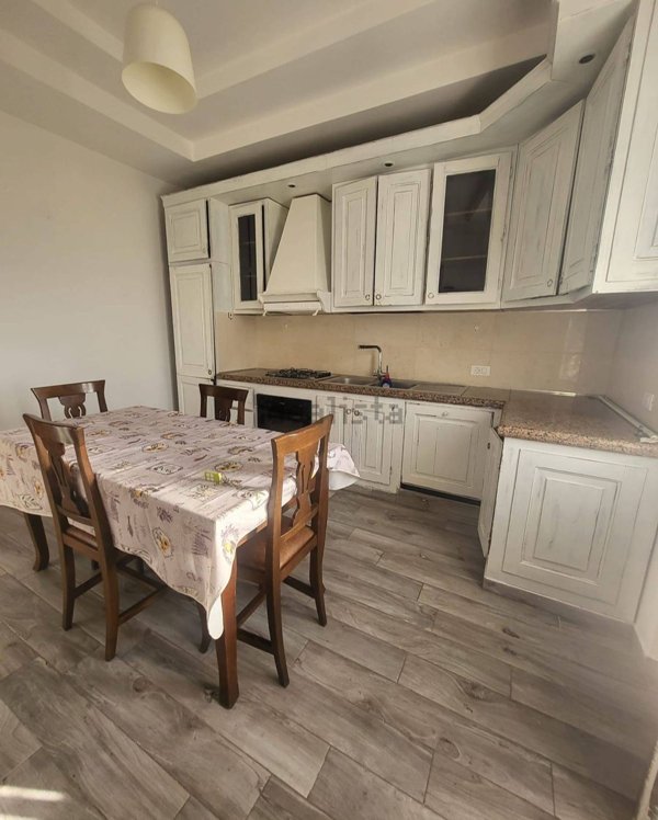 appartamento in affitto a Massa in zona Marina di Massa